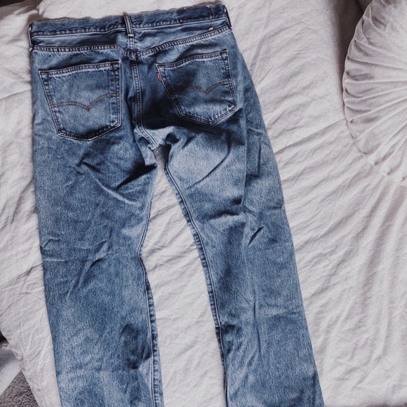 Levi’s - Picture 3 of 3